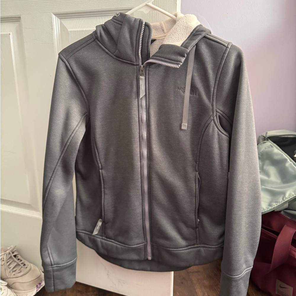 North face women’s sherpa lined zip up jacket